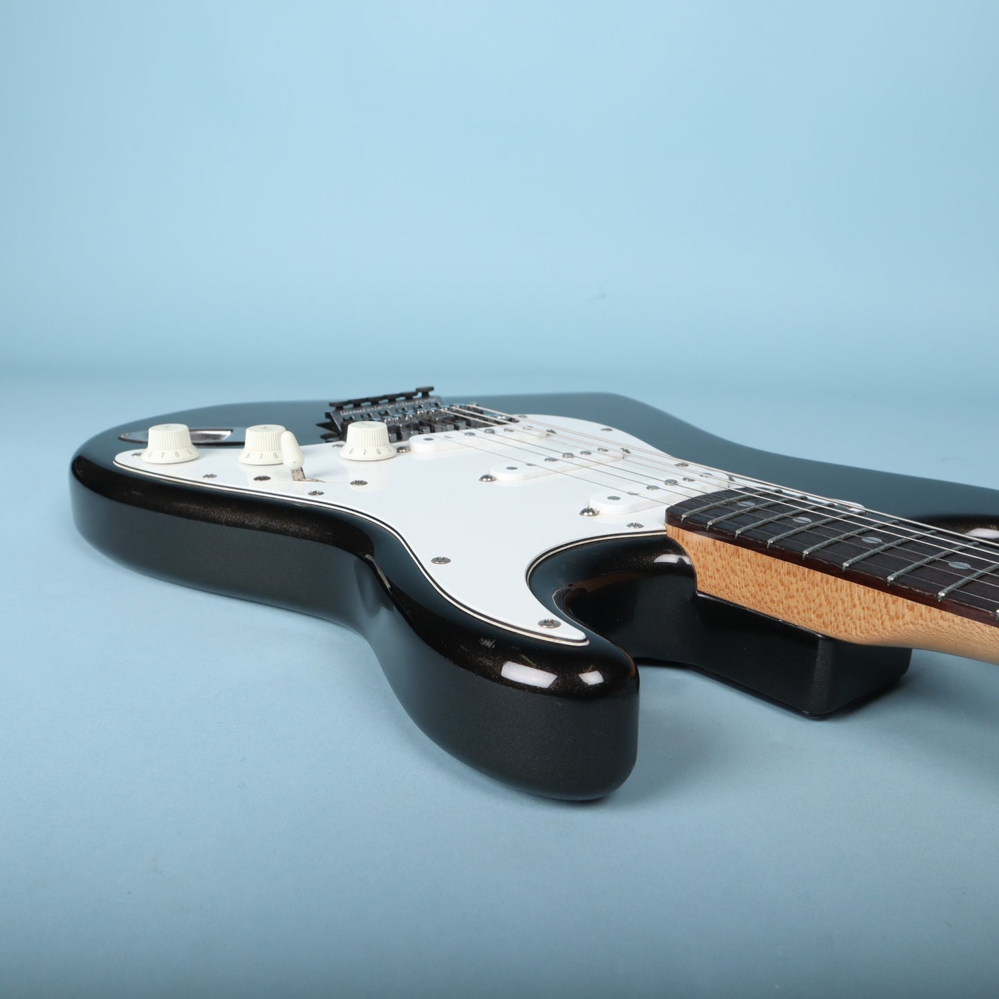 1989 Fender MIJ Stratocaster Black Flake Floating Tremolo