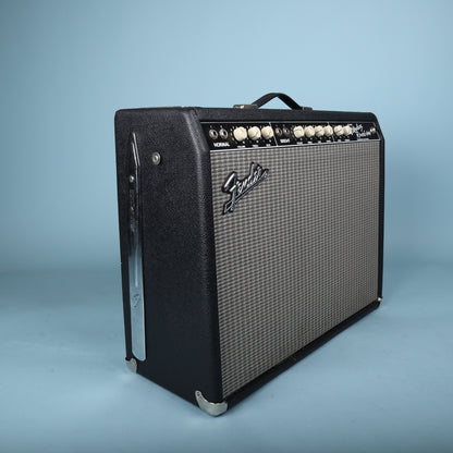 2005 Fender Custom Vibrolux Reverb 2x10 Professional Tube Amplifier