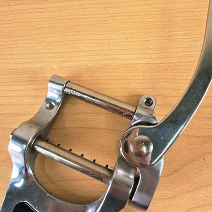 Overhead view of the string retention bar and front tension roller.