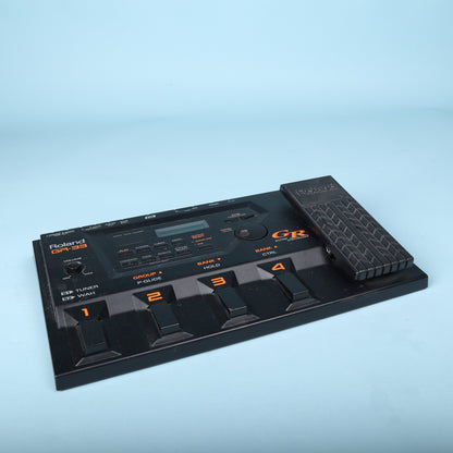 Roland GR-33 Guitar Synthesizer 2003