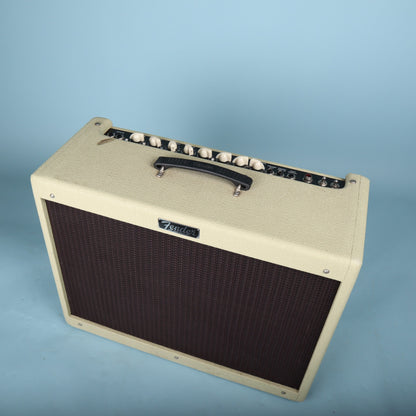 Fender Hot Rod Deluxe III Limited Edition Cream 40W 1x12 Tube Combo