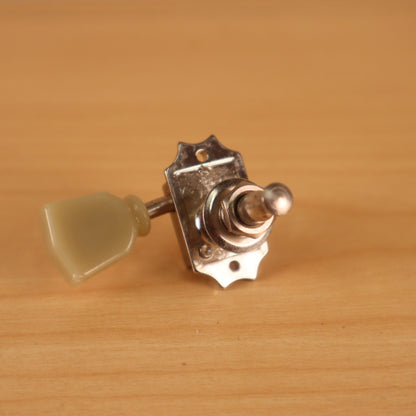 (1) Gibson Deluxe Guitar Tuner Tulip