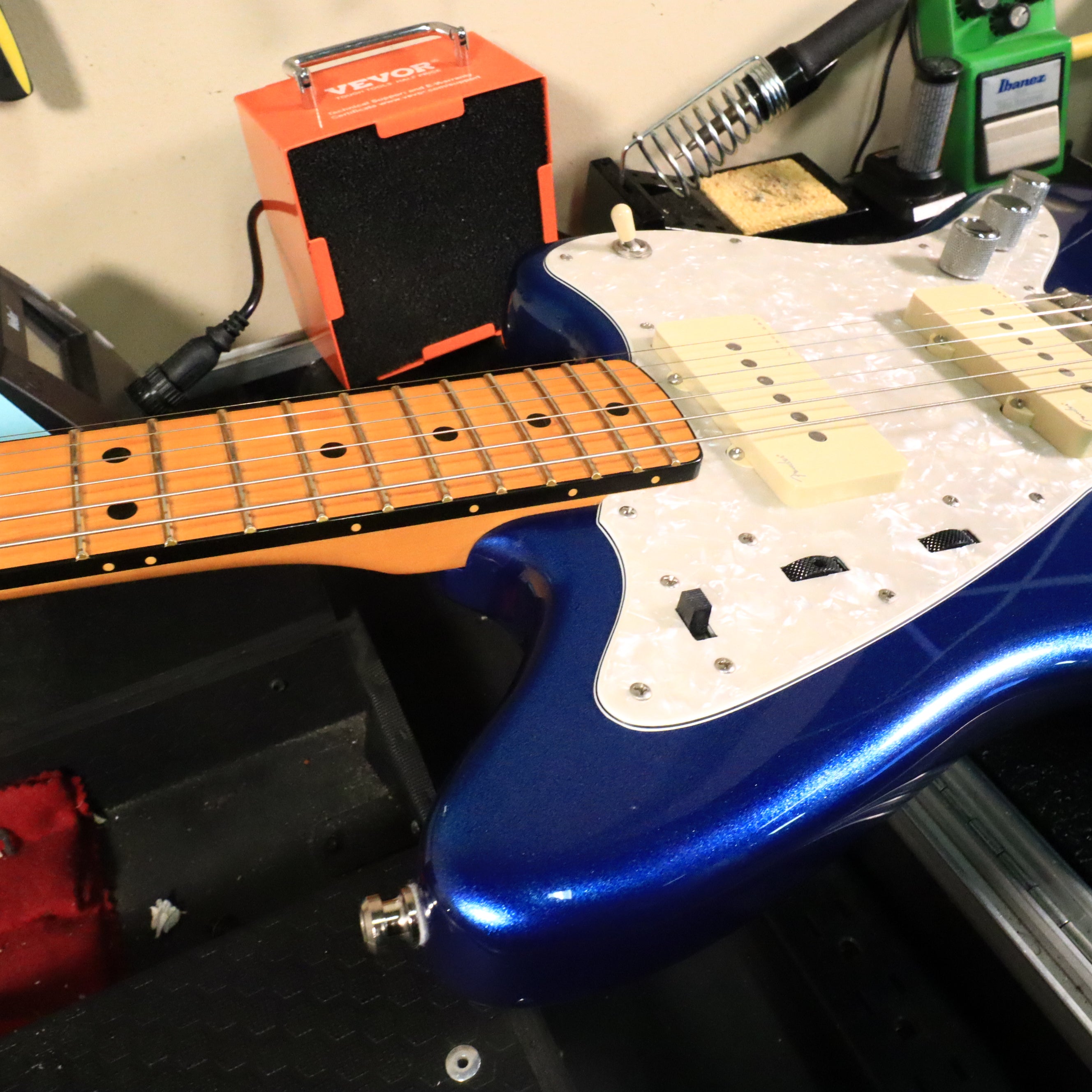 2023 Fender American Ultra Jazzmaster Cobra Blue w/ Maple