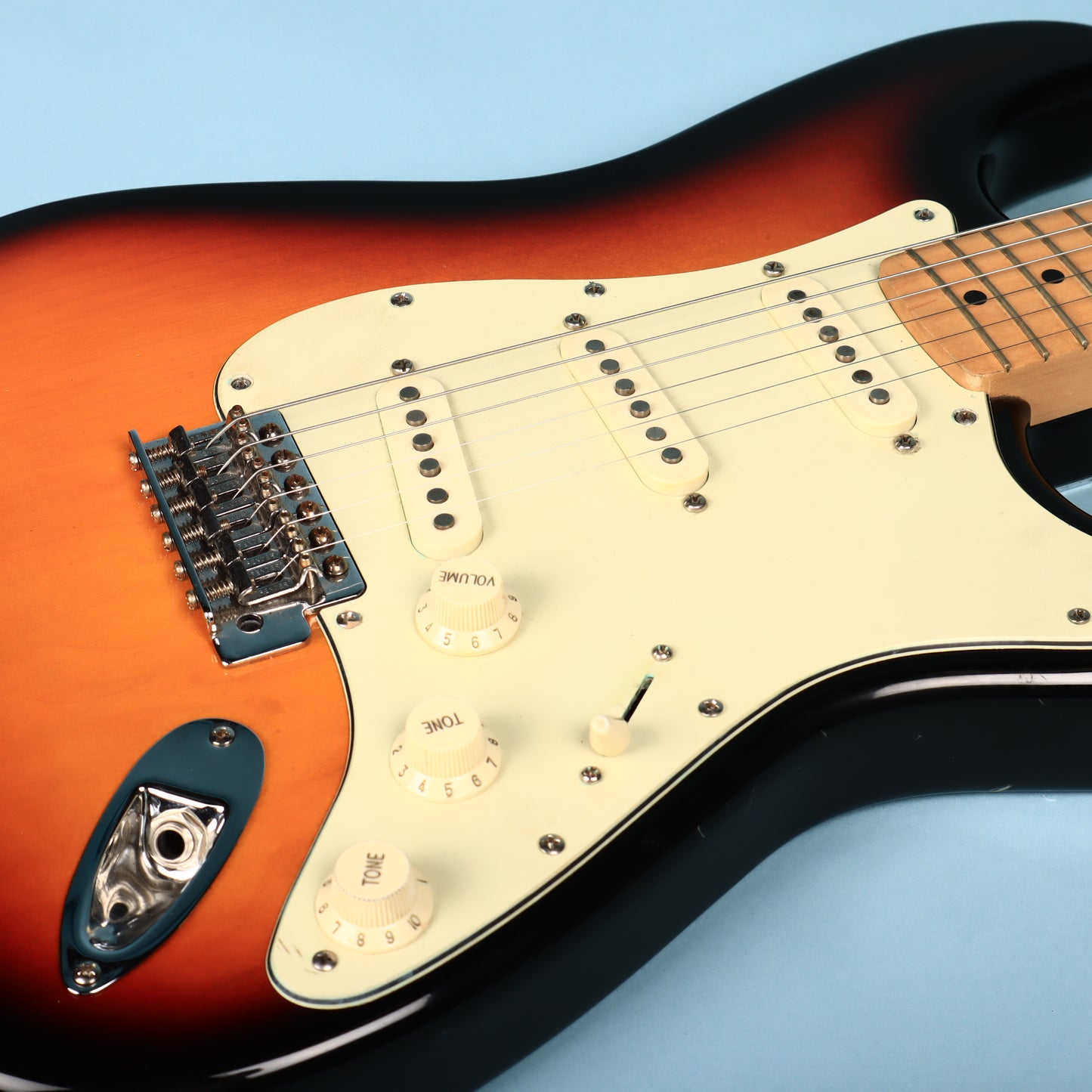 2004 Fender Stratocaster Standard Sunburst Mexico MIM Electric Guitar