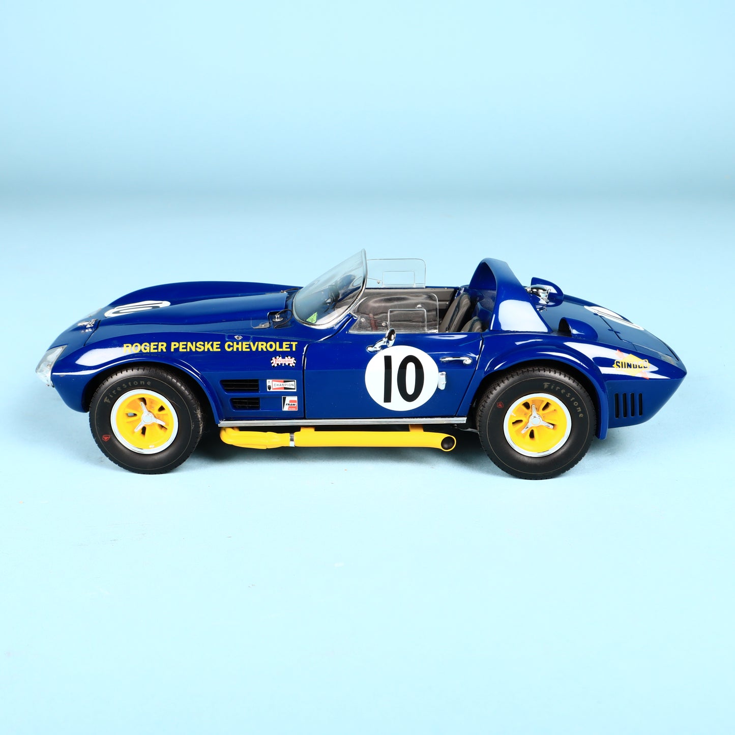 Exoto 1/18 Scale Chevrolet Corvette Grand Sport #10 Blue Sunoco