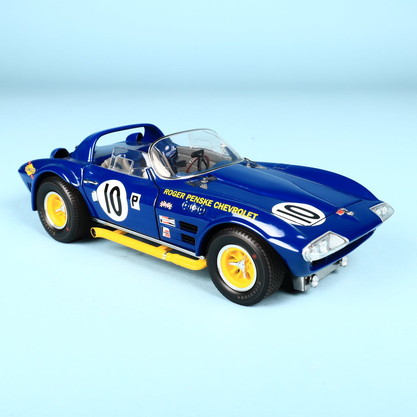 Exoto 1/18 Scale Chevrolet Corvette Grand Sport #10 Blue Sunoco