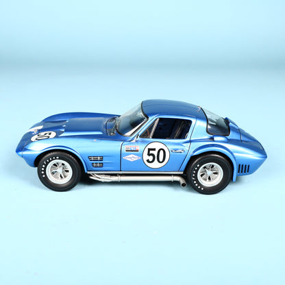 1:18 EXOTO 1963 Chevrolet Corvette Grand Sport Cup #50