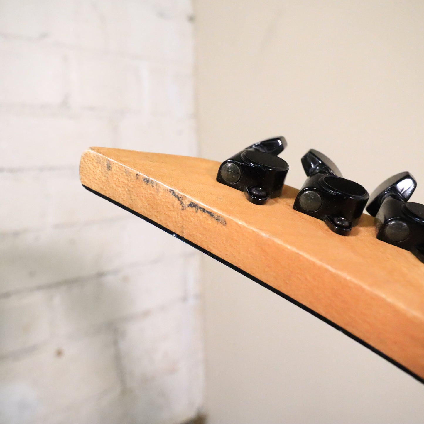 1989 Carvin Pearl Green DC-127 Electric Guitar