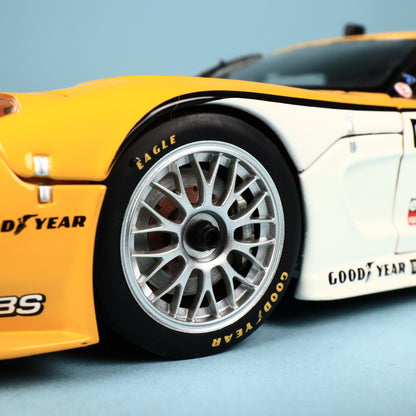 1/18 AUTOart 2004 24H Le Mans Class Winner Chevrolet Corvette C5R