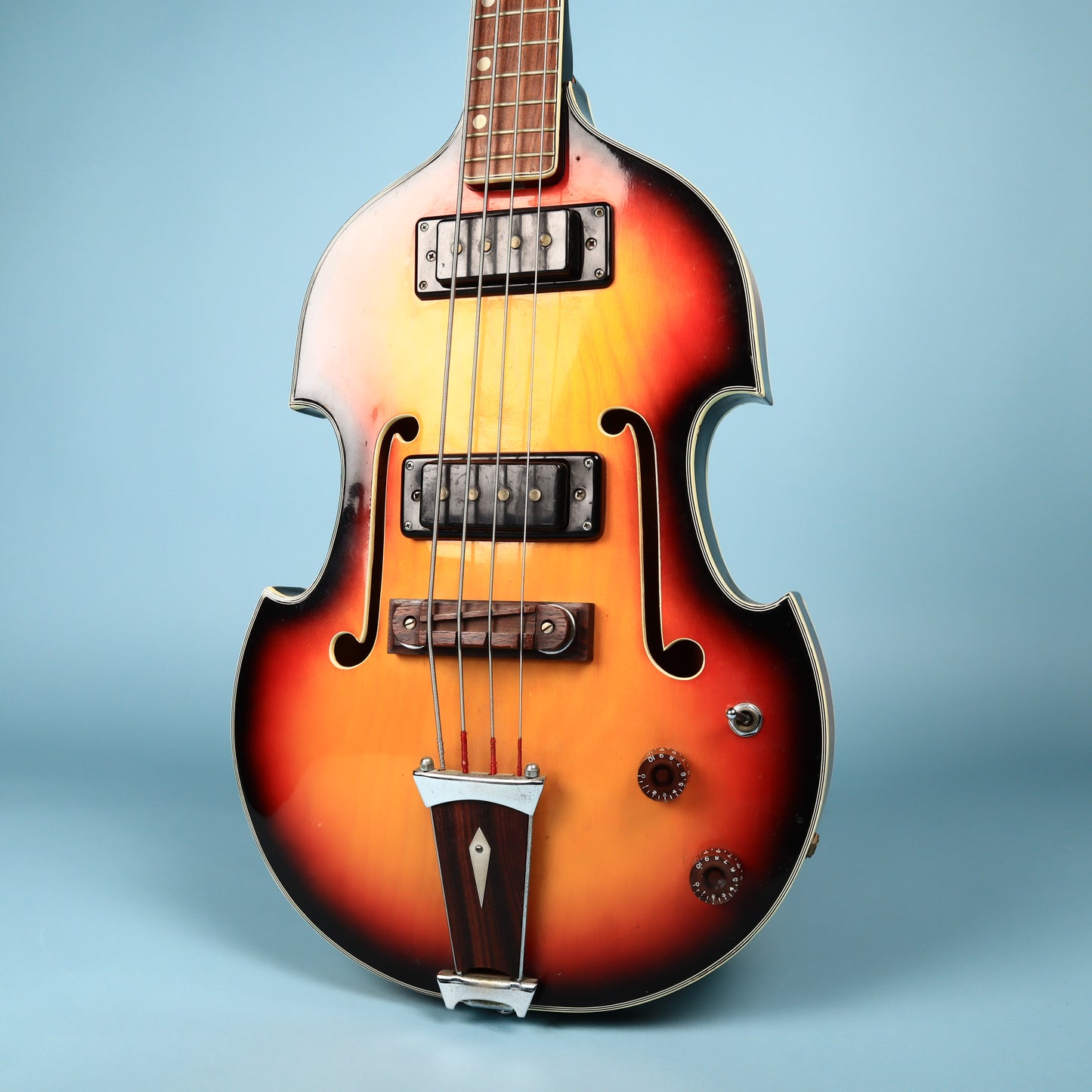 Univox Model 1920 Lectra Short-Scale Bass w/ case 1968 - Sunburst Violin Bass