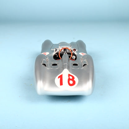 CMC 1/18 Mercedes-Benz W196R 1954/55 Streamliner body