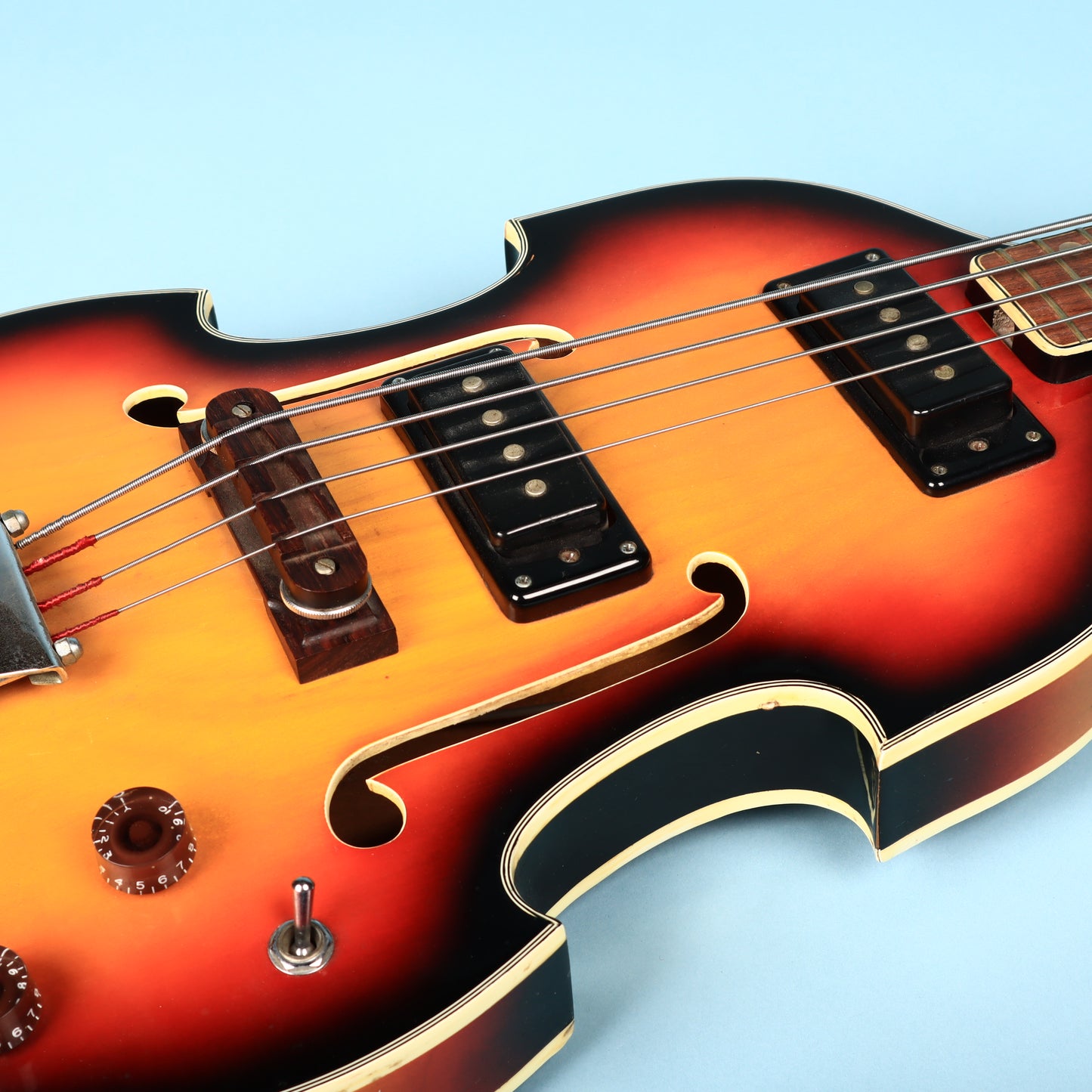 Univox Model 1920 Lectra Short-Scale Bass w/ case 1968 - Sunburst Violin Bass