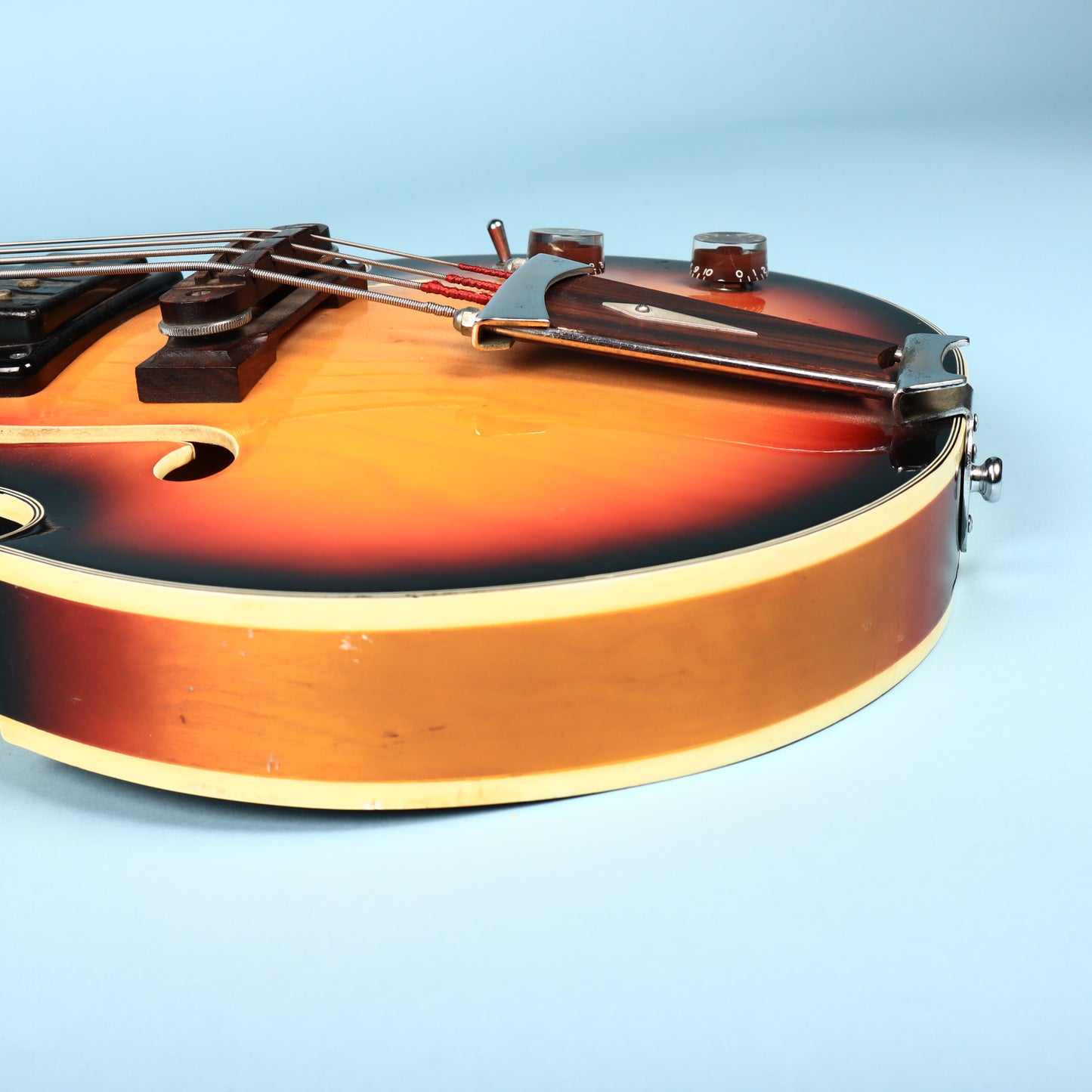 Univox Model 1920 Lectra Short-Scale Bass w/ case 1968 - Sunburst Violin Bass