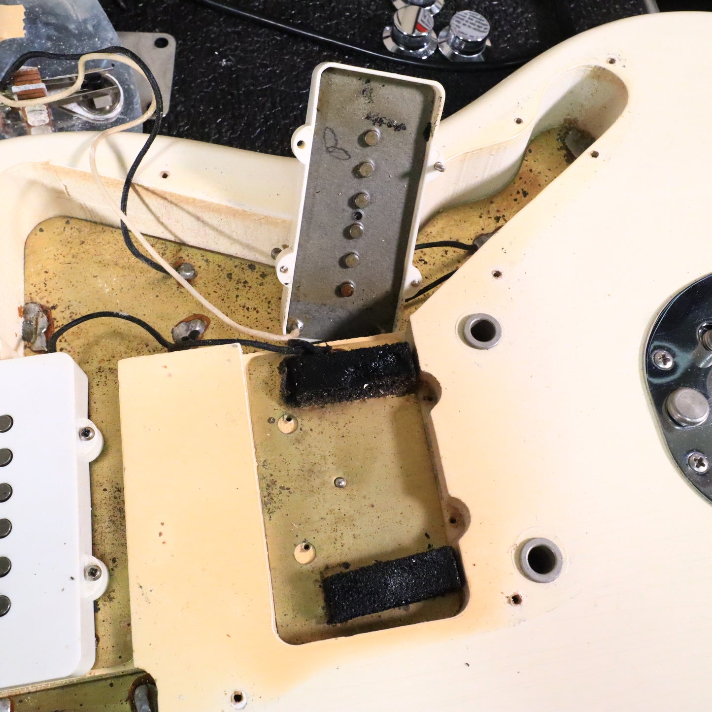 1966 Fender Jazzmaster Olympic White, Custom Color Matching Headstock