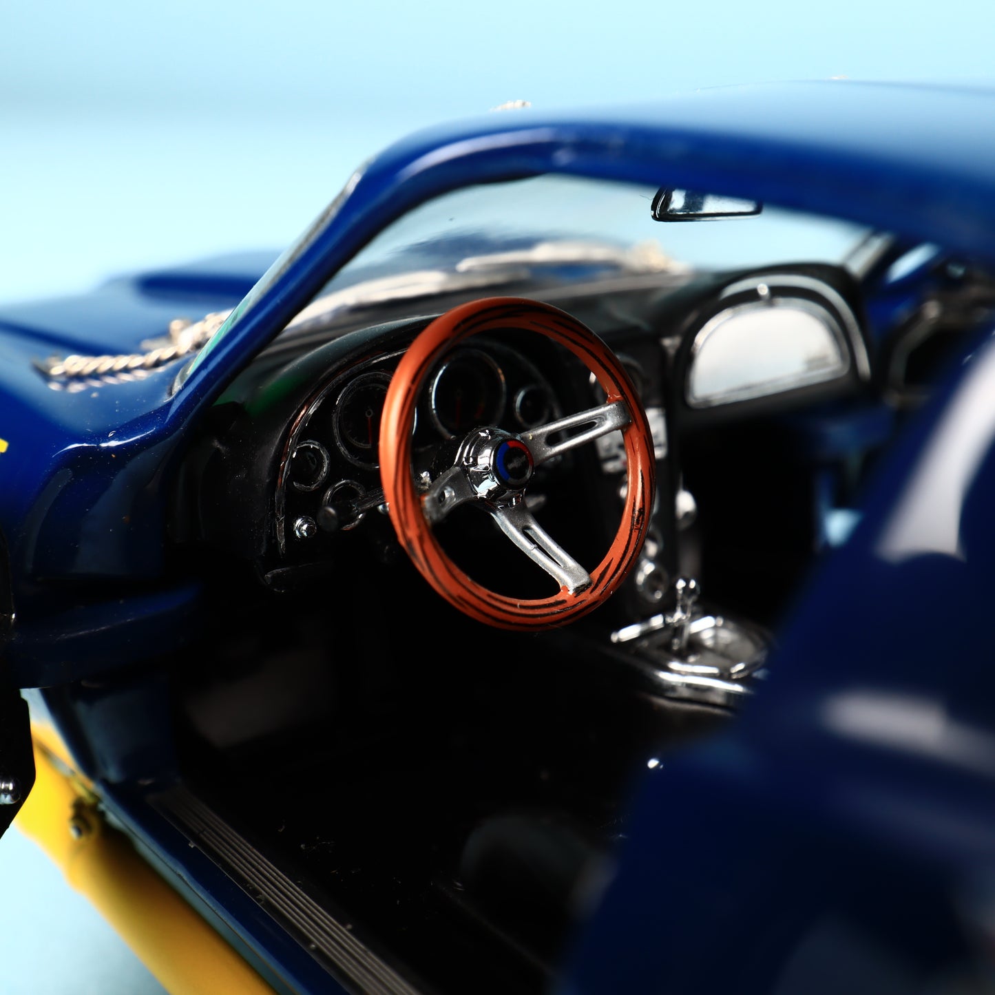 Corvette Diecast Car Exoto 1:18 1966 Stingray #9 Race Penske Sunoco