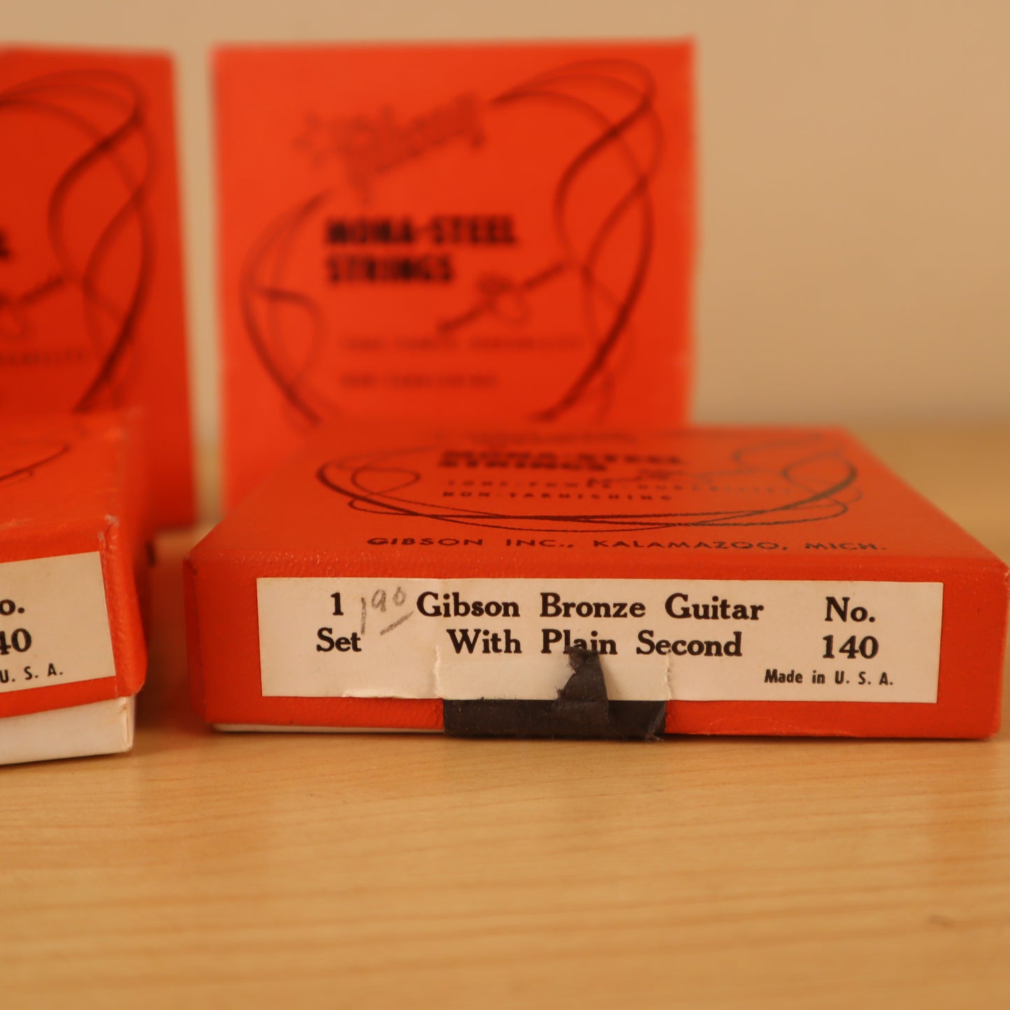(4) Lot Gibson Mona-Steel String No. 140 Bronze Strings Case Candy