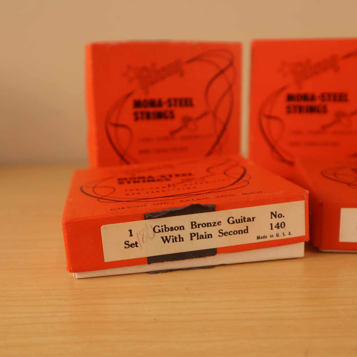 (4) Lot Gibson Mona-Steel String No. 140 Bronze Strings Case Candy