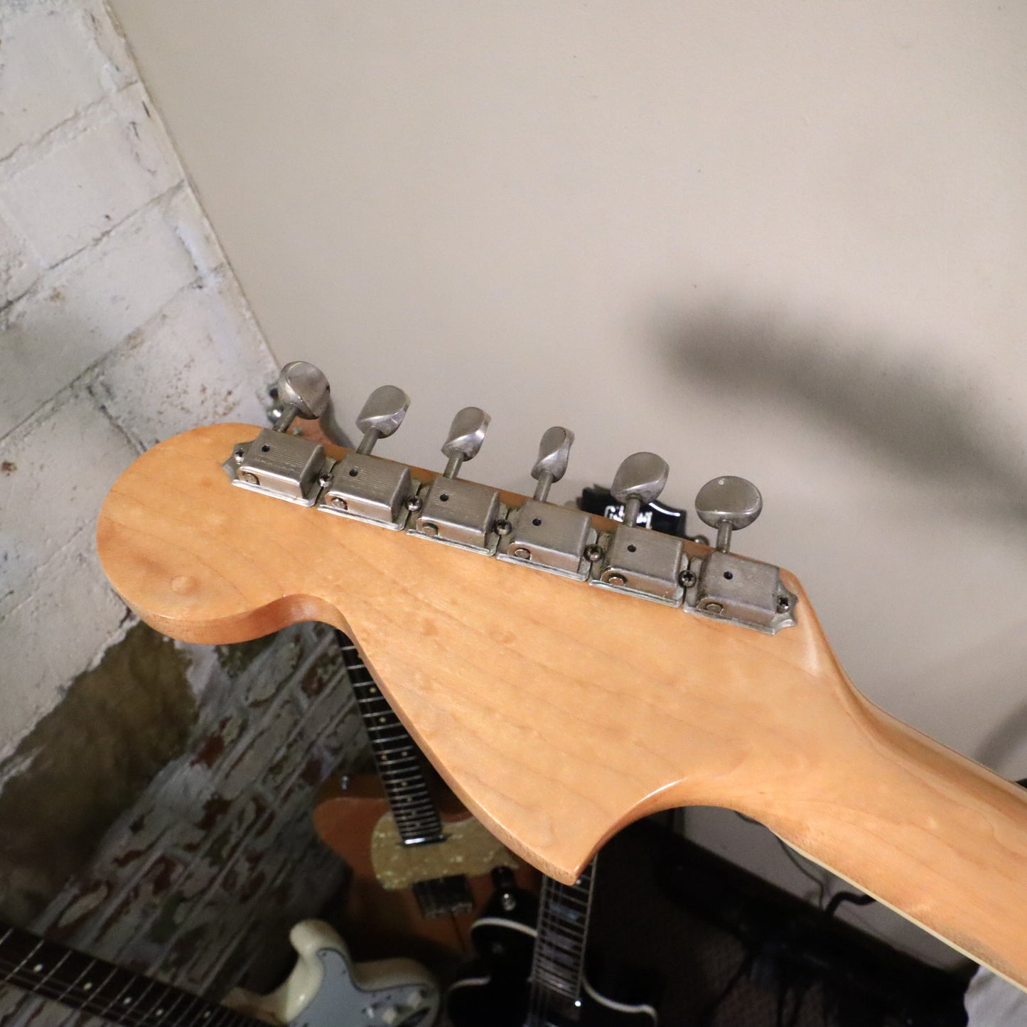 1966 Fender Jazzmaster Olympic White, Custom Color Matching Headstock