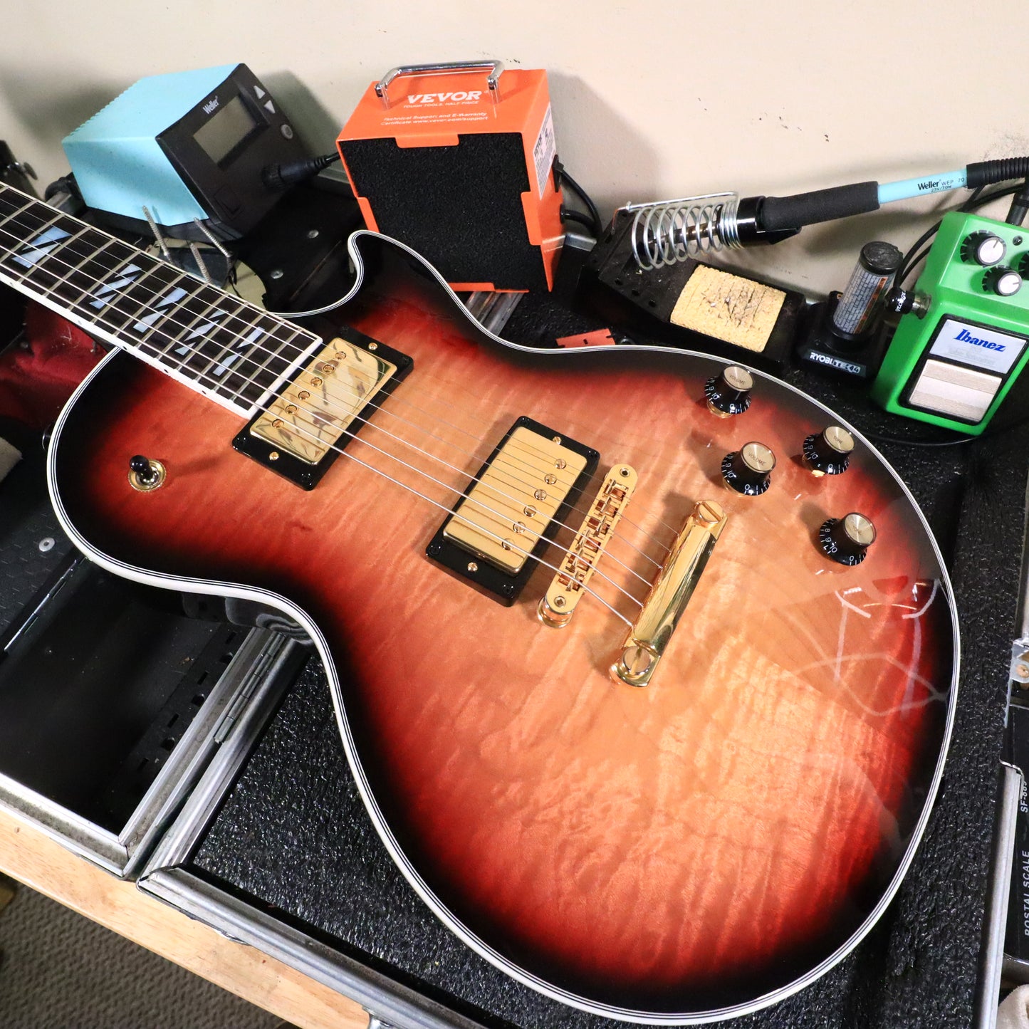 2021 Gibson Les Paul Supreme Fireburst Electric Guitar