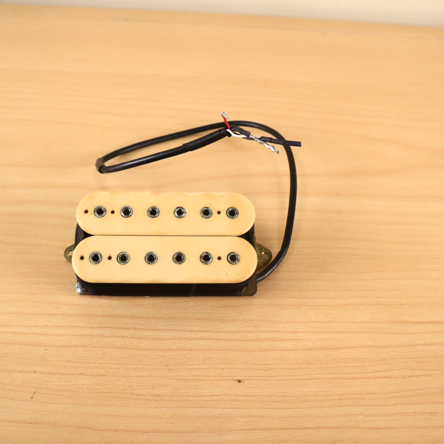 Vintage 1980's DiMarzio Super Distortion humbucker Guitar Pickup Cream 13.62ohms