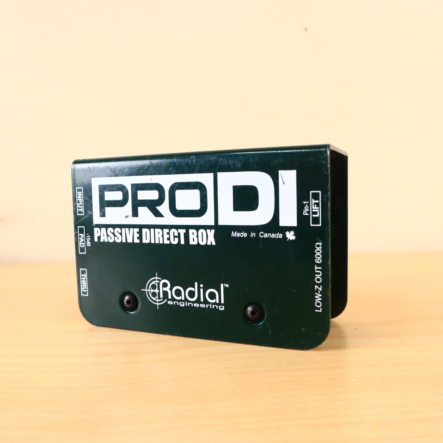 Radial Engineering ProDI Passive Direct Box Pro DI