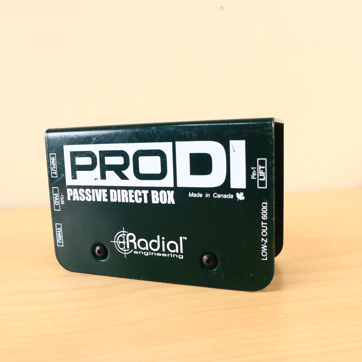 Radial Engineering ProDI Passive Direct Box Pro DI
