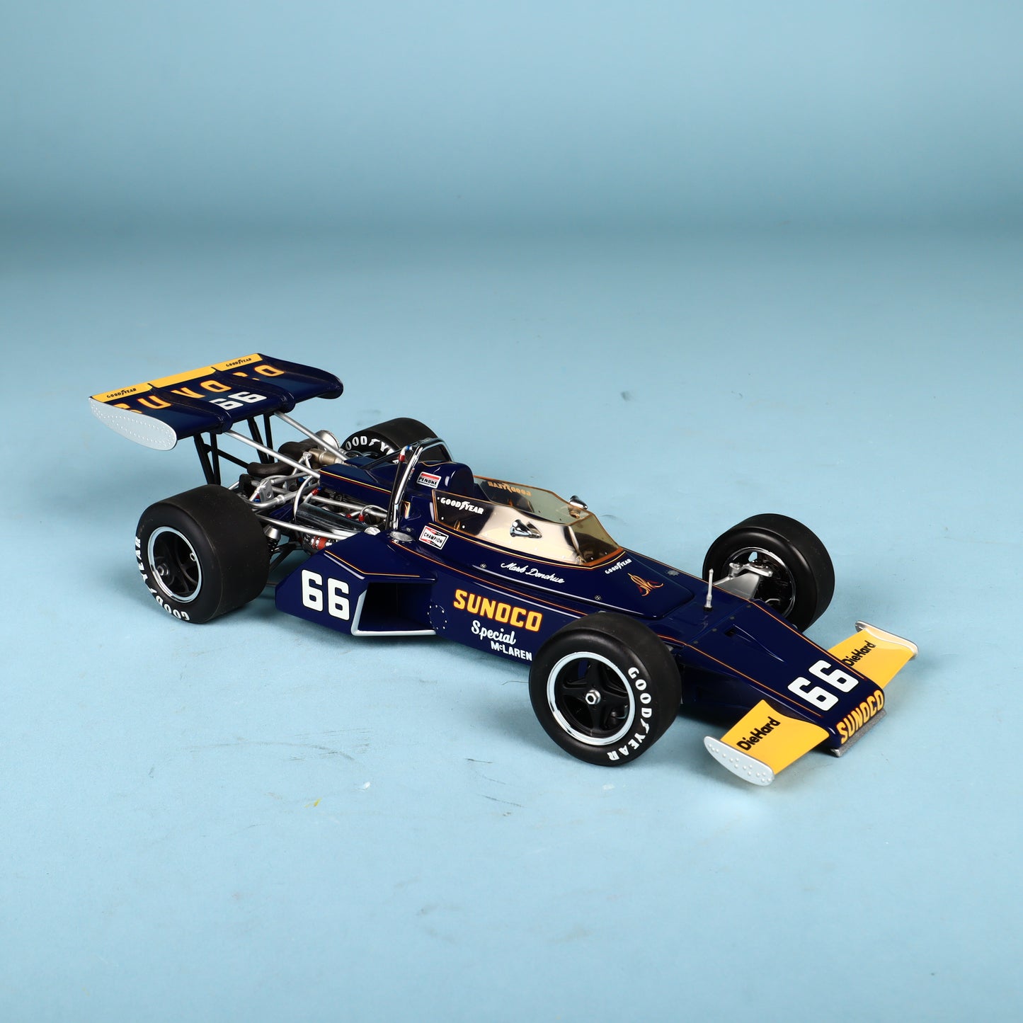 1/18 Carousel 1 Mark Donohue 1972 Sunoco Special McLaren #66 "INDY 500 WINNER"