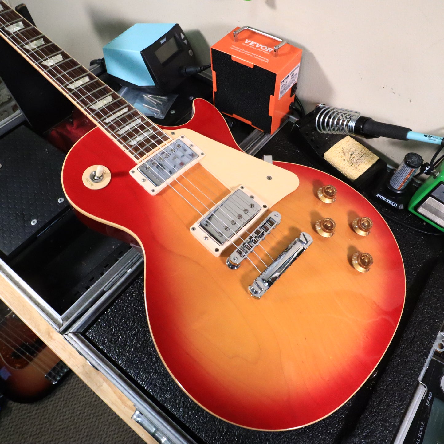 1997 Gibson Les Paul Standard Heritage Cherry Sunburst