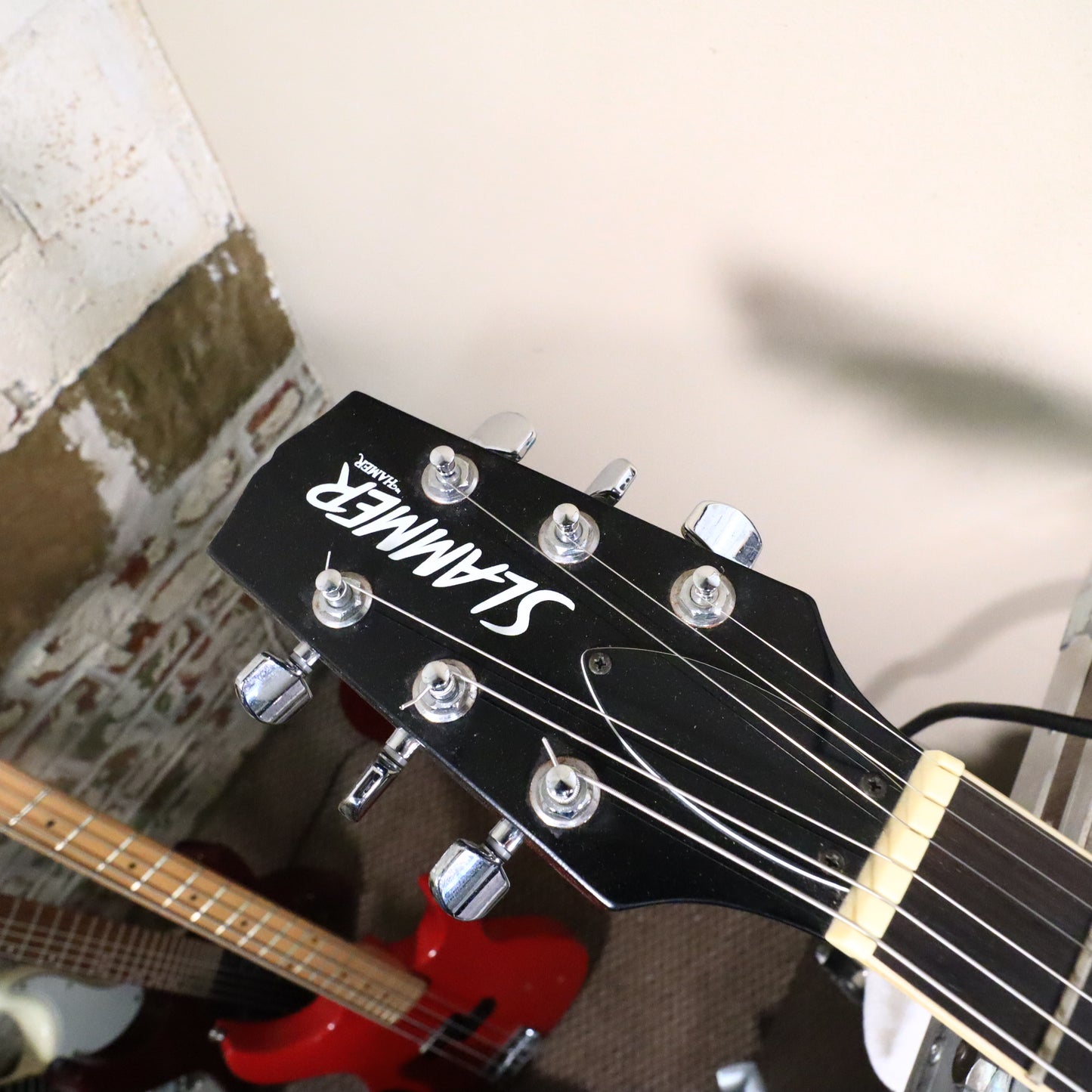 Slammer by Hamer SP-2 Sunburst Electric Guitar