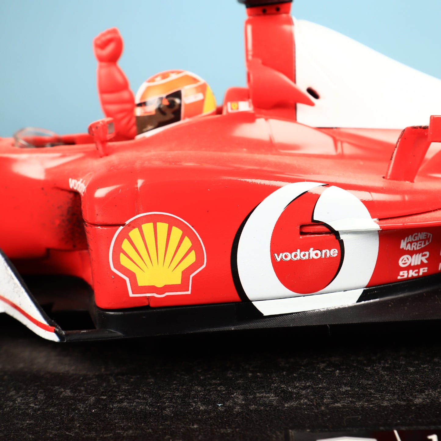 1:18 Hot Wheels Ferrari Grand Prix Winner 2002 Canadian Grand Prix Schumacher