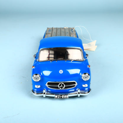 CMC 1:18 Mercedes-Benz Transporter 1954 Renntransporter Blue Wonder