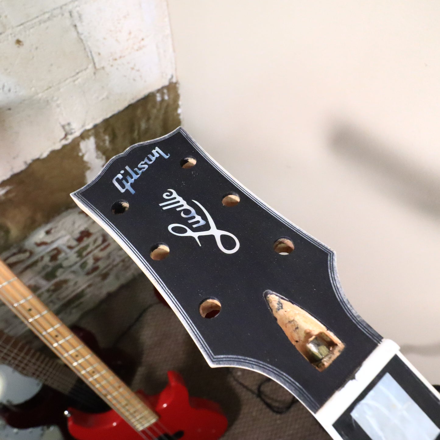 2001 Gibson Lucille B.B. King Factory Husk Project Never Assembled