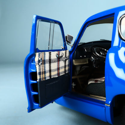 CMC 1:18 Mercedes-Benz Transporter 1954 Renntransporter Blue Wonder