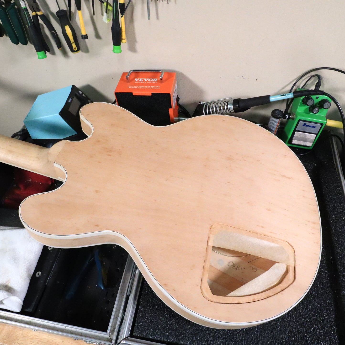 2001 Gibson Lucille B.B. King Factory Husk Project Never Assembled
