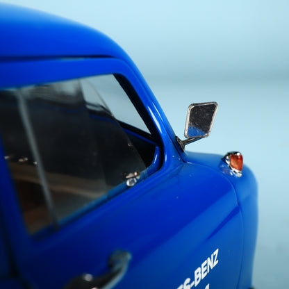 CMC 1:18 Mercedes-Benz Transporter 1954 Renntransporter Blue Wonder
