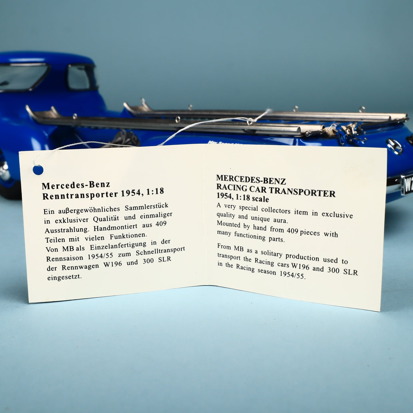 CMC 1:18 Mercedes-Benz Transporter 1954 Renntransporter Blue Wonder