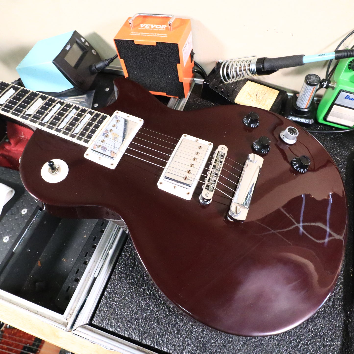 Gibson 2008 Les Paul Robot Guitar Limited Edition Purple Metallic