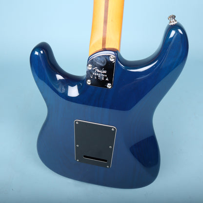 Fender American Ultra Stratocaster HSS w/Ebony Fretboard Denim Burst Blue