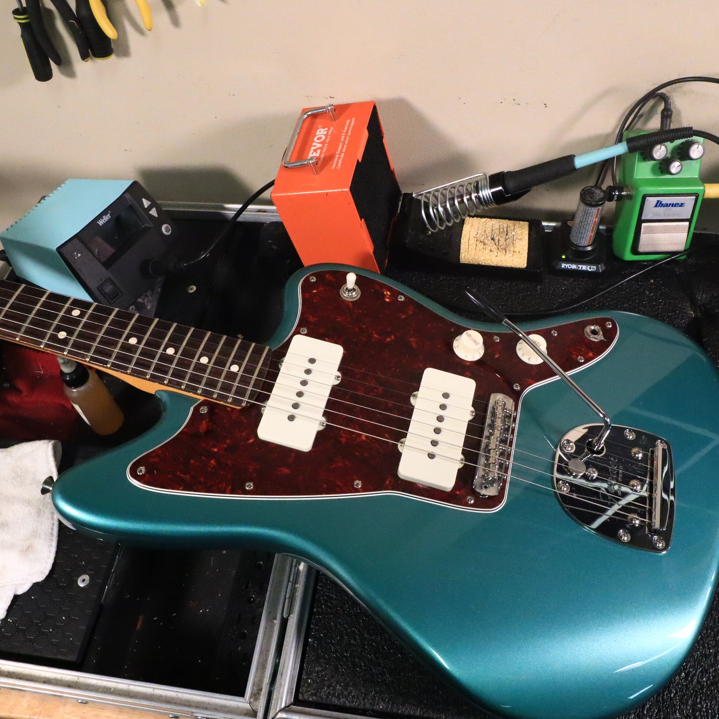 Fender American Professional Classic Jazzmaster Metallic Teal Electric Guitar