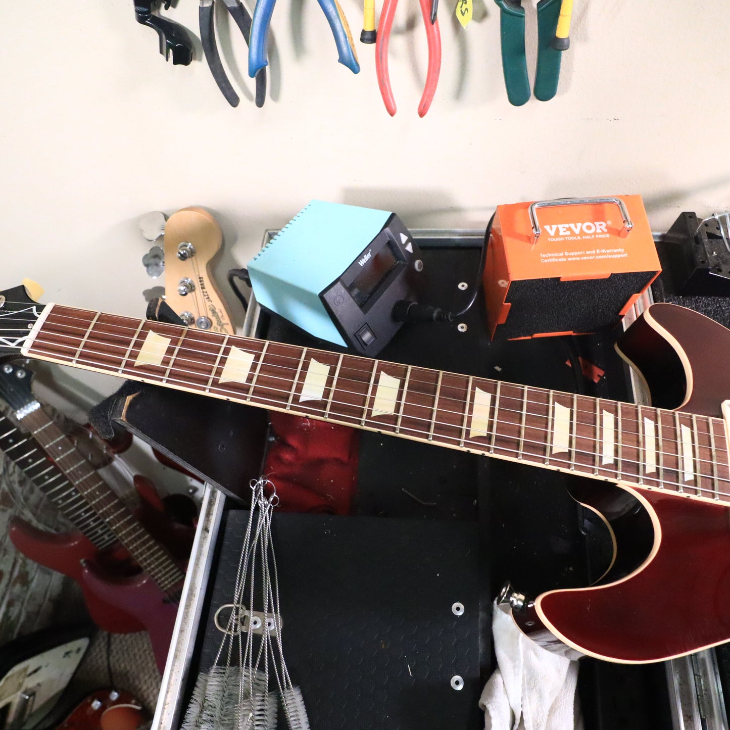 2010 Gene Baker b3 Water Semi-Hollow Mahogany Neck Crimson Burst