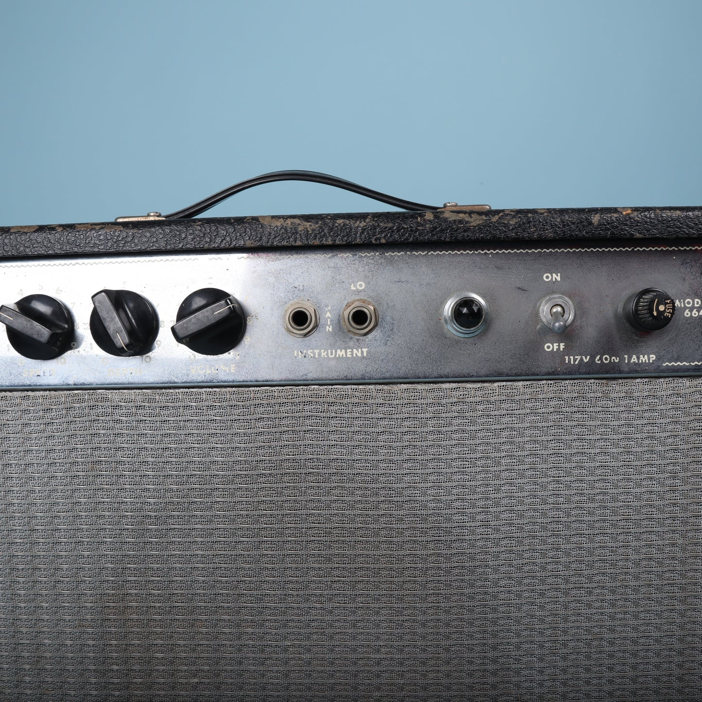 Vintage 1960s Valiant (Massie) Model 664 Tube Combo Guitar Amplifier