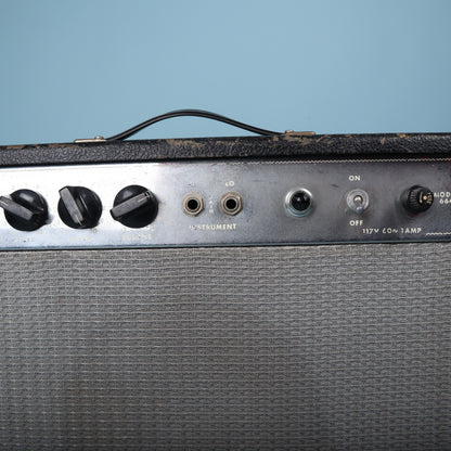Vintage 1960s Valiant (Massie) Model 664 Tube Combo Guitar Amplifier