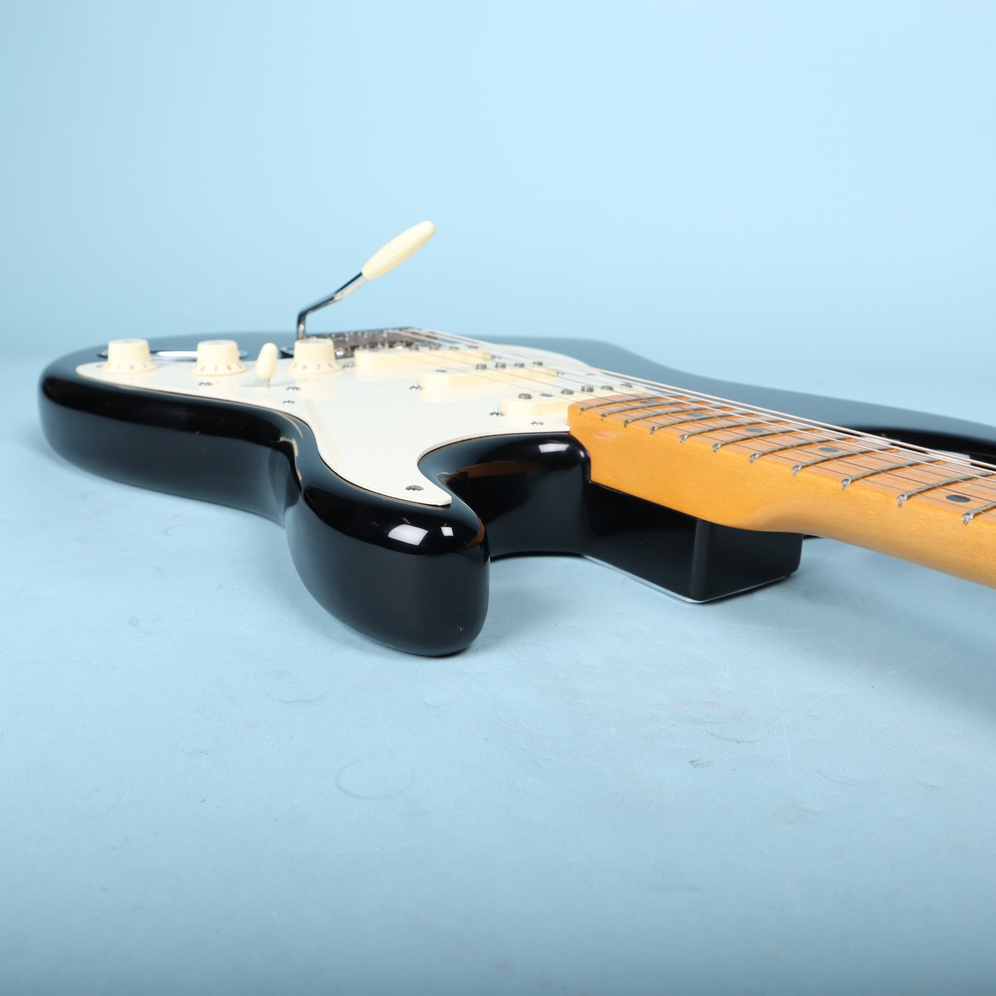 2018 Fender Eric Johnson Maple Neck Stratocaster Black Guitar