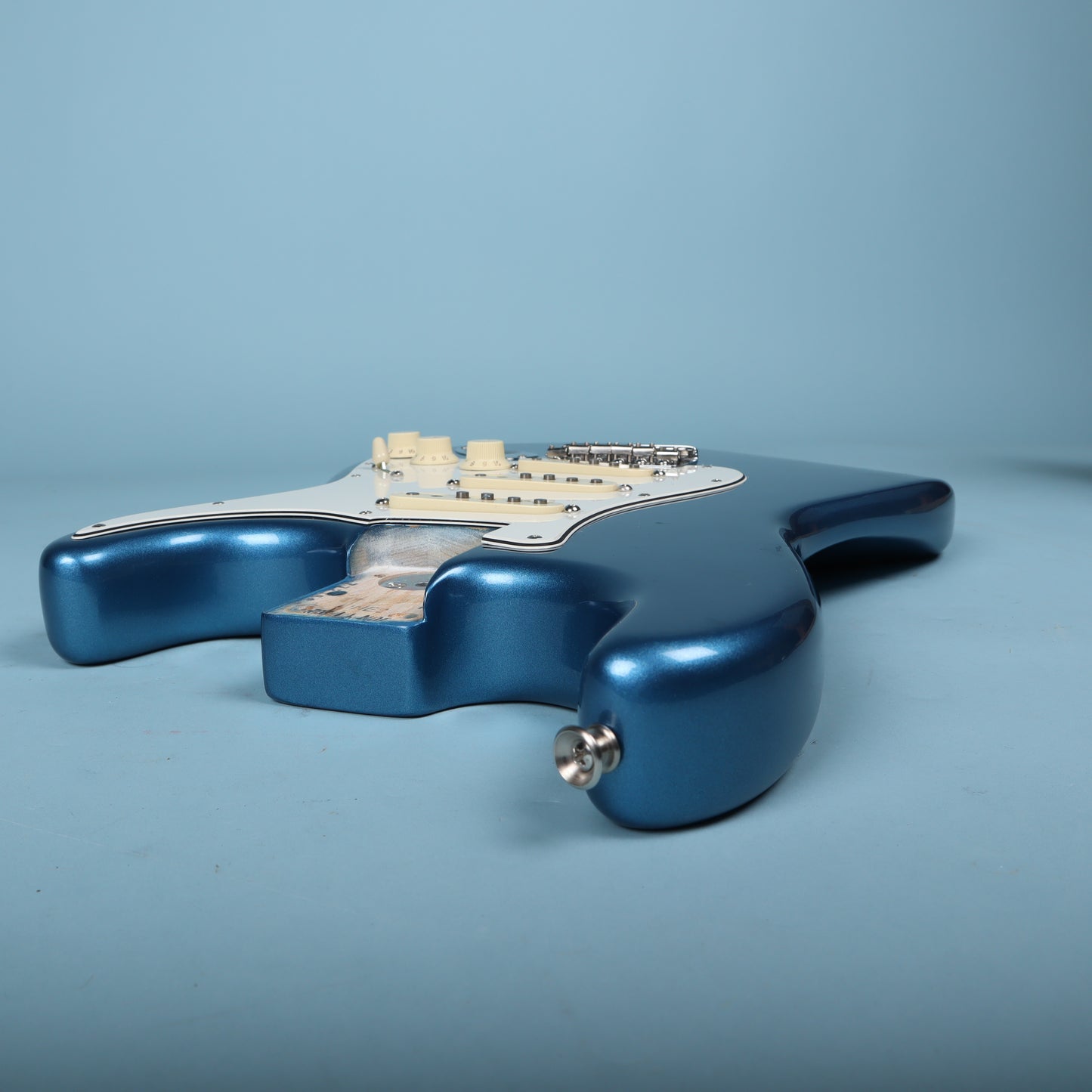 Fender AV II American Vintage 1973 Strat LOADED BODY 73 Ash Lake Placid Blue