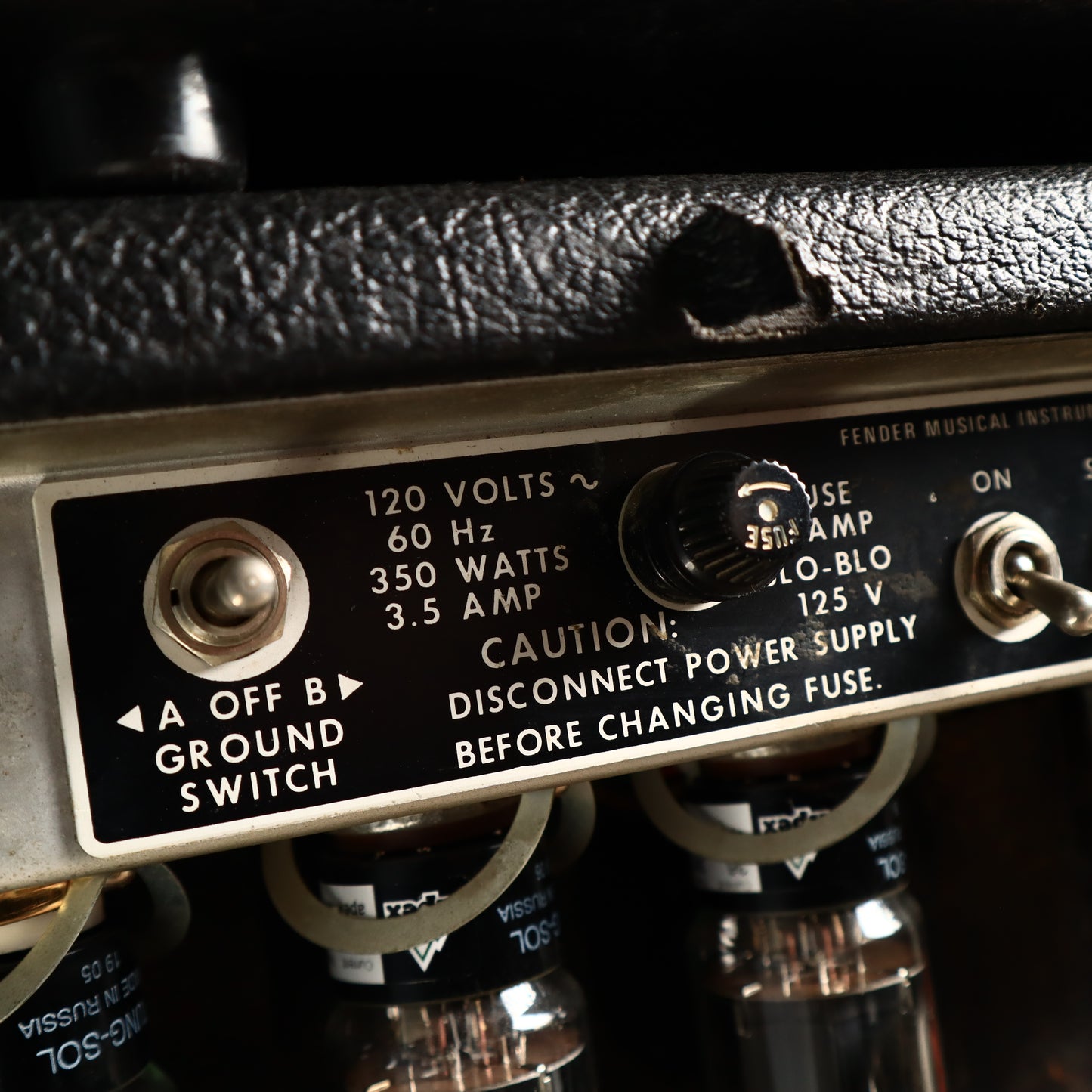 Vintage 1970s Fender Vibrosonic Reverb Amp Silverface