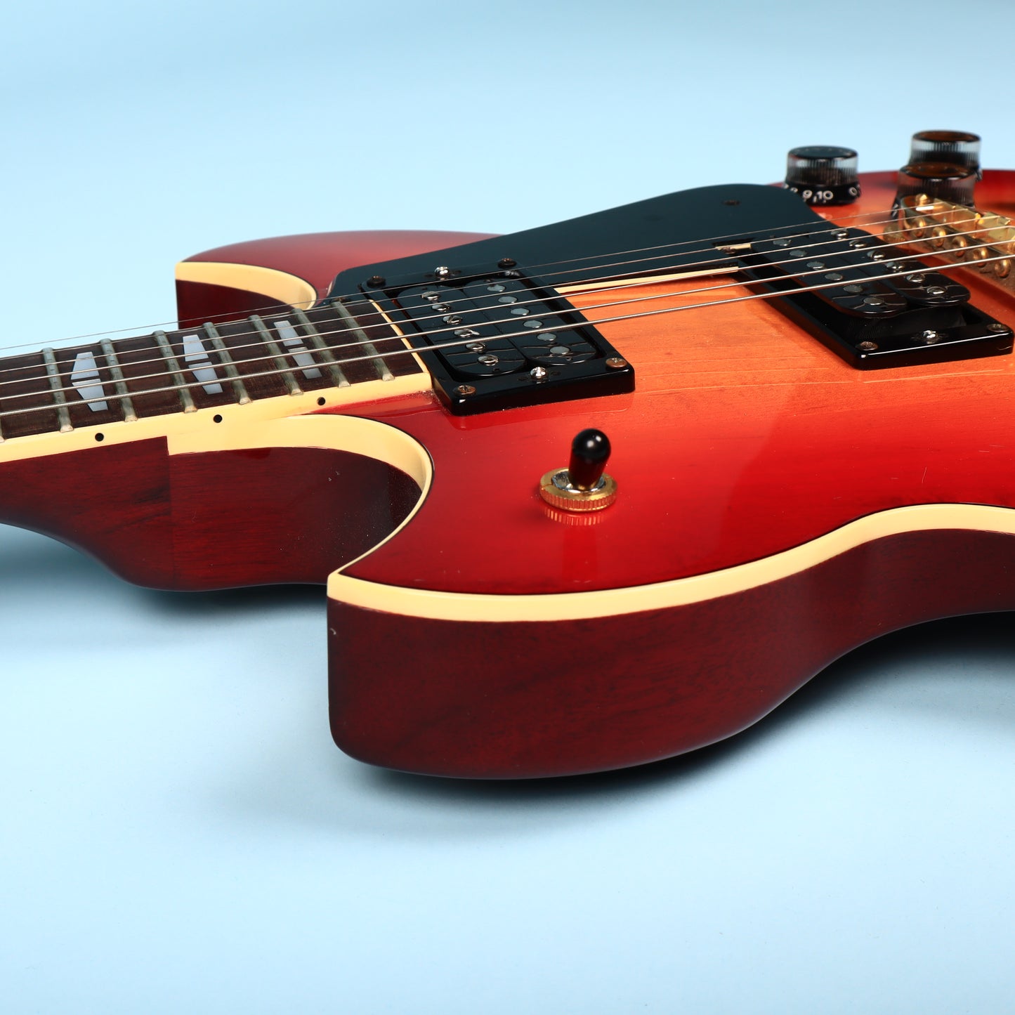 Yamaha SG1000 Cherry Sunburst 1980 Electric Guitar Japan