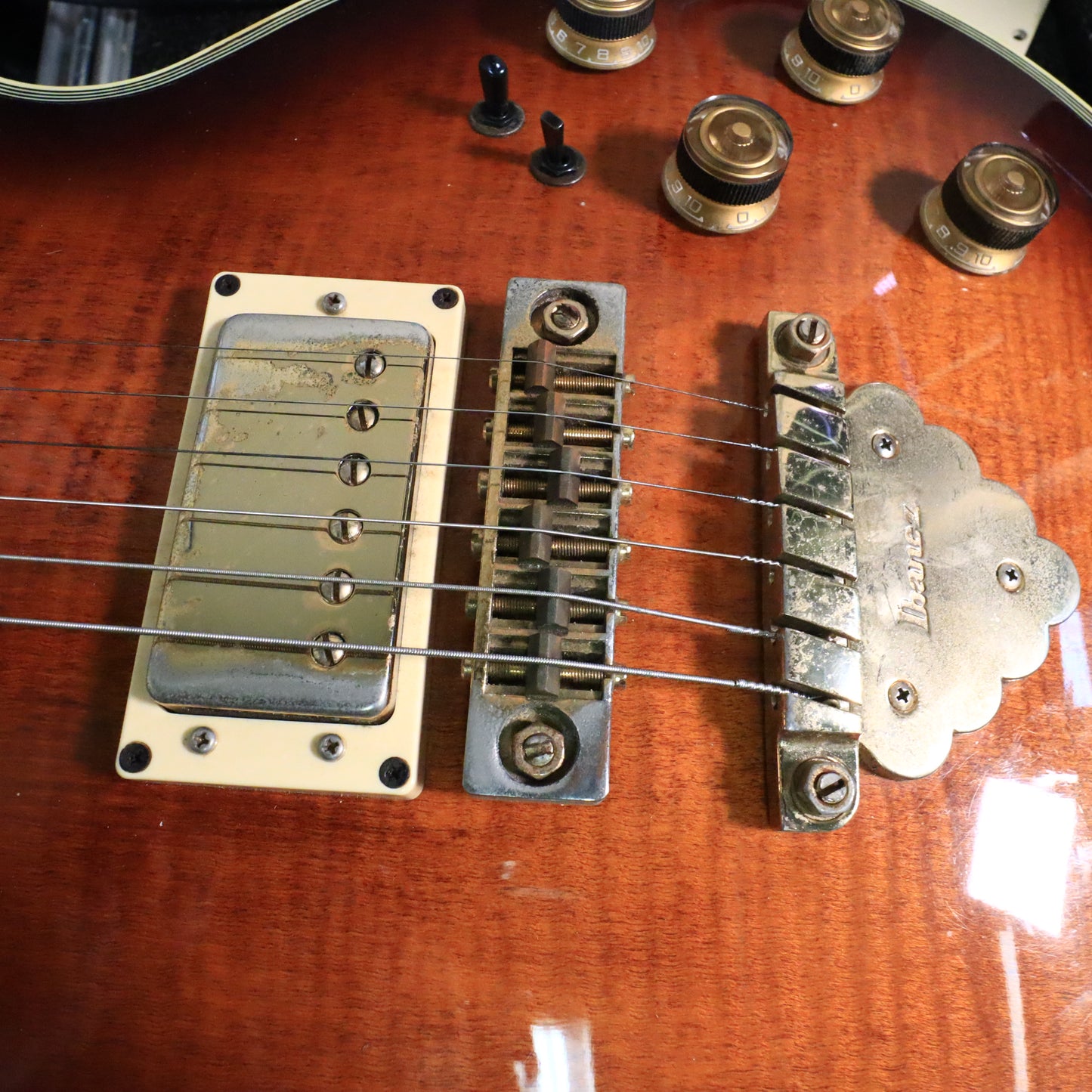 1982 Ibanez Artist AR300 Electric Guitar - Violin Sunburst