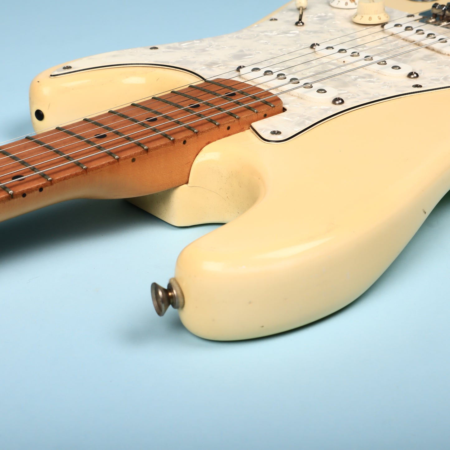 1992 Squier MIK Stratocaster Korea Off-White Maple Neck