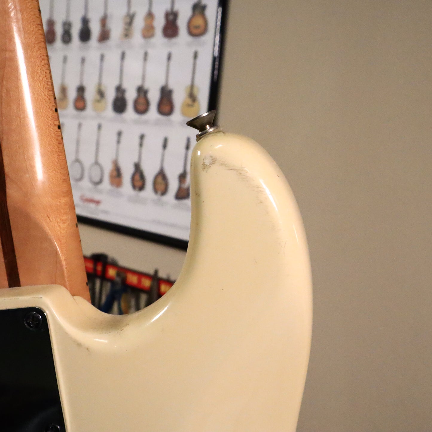 1992 Squier MIK Stratocaster Korea Off-White Maple Neck