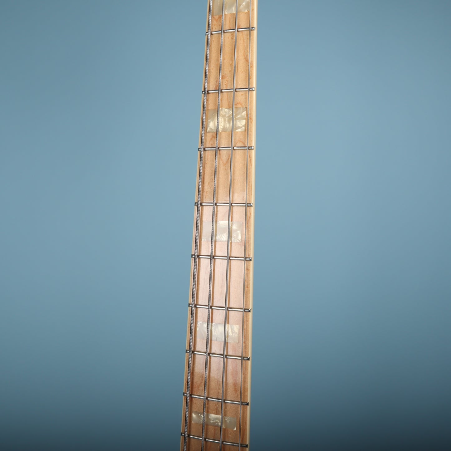 Fender Made in Japan Limited International Color Jazz Bass Maui Blue